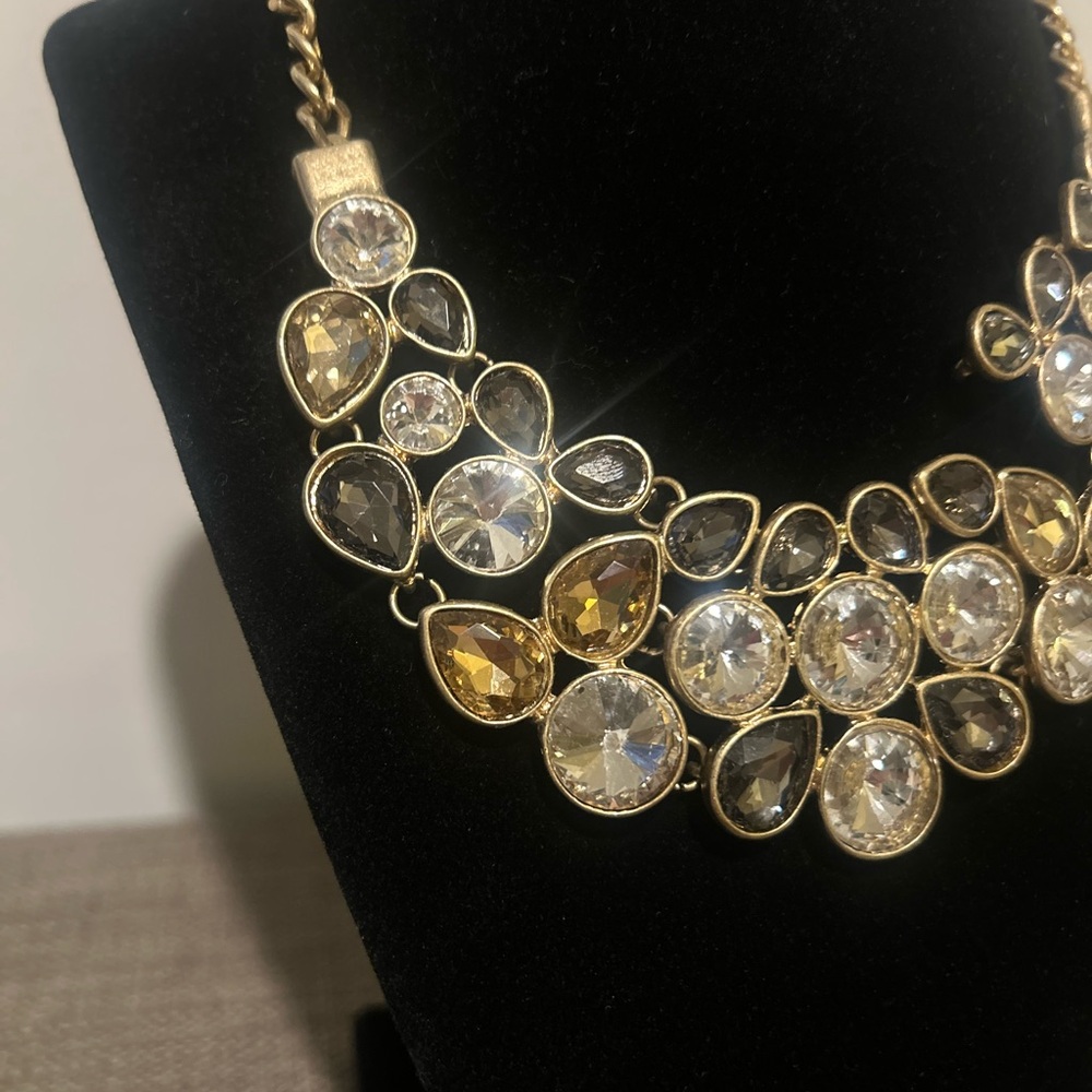 The Skyline Collection Elegant Gold and Silver Statement Necklace - Picture 2 of 8